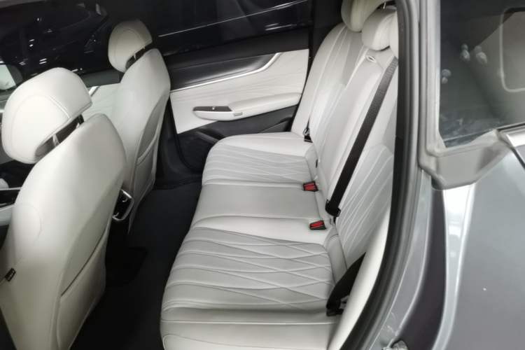 Used CHANGAN NEVO A07 2025 Range-Extended "True Fragrant" Edition 230 Flagship Model Left Rear Seat