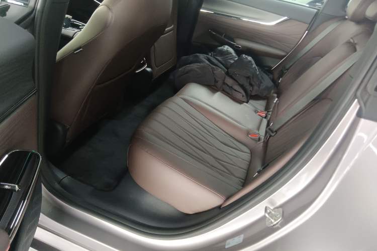 Used CHANGAN NEVO A07 2025 Blue Whale Extended-Range 230 Prestige Model Left Rear Seat