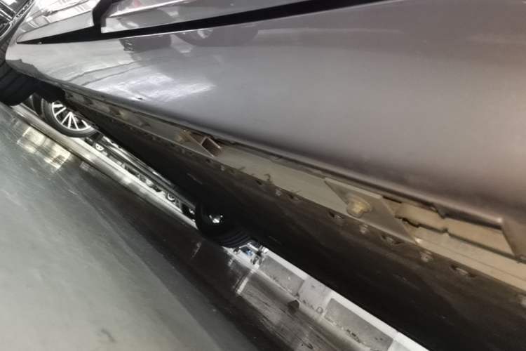Used CHANGAN NEVO A07 2025 Blue Whale Pure Electric 625 Flagship Model Left Side Sill