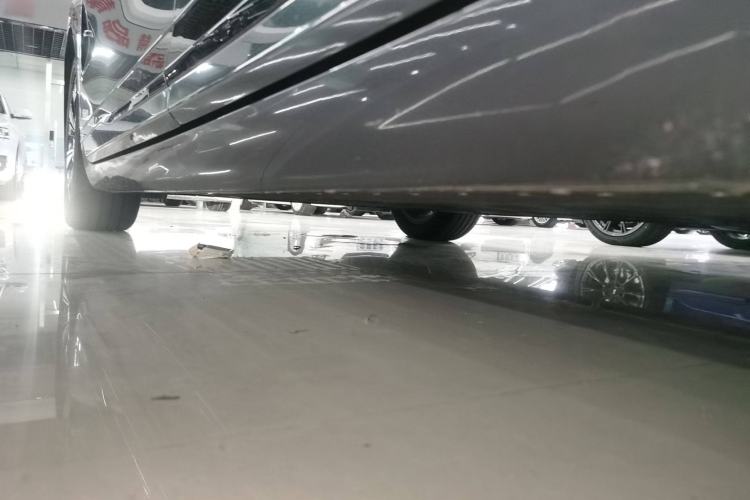 Used CHANGAN NEVO A07 2025 All-Electric "Real Bargain" 525 Luxury Model Left Side Sill