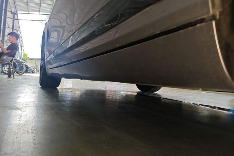 Used CHANGAN NEVO A07 2025 Range-Extended "Truly Delicious" 140 Elite Version Left Side Sill