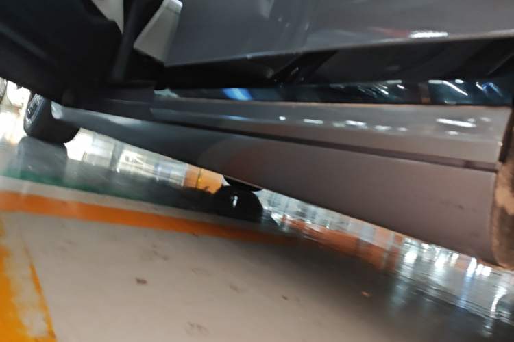 Used CHANGAN NEVO A07 2025 Range-Extended "True Fragrant" Edition 230 Flagship Model Left Side Sill