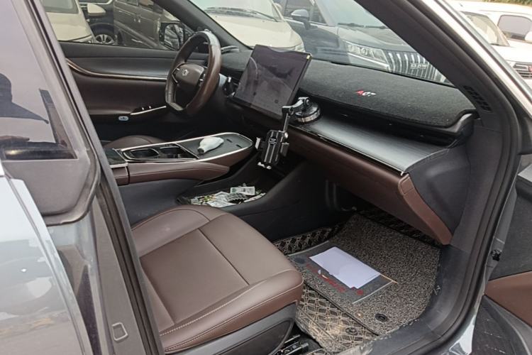 Used CHANGAN NEVO A07 2025 Blue Whale Pure Electric Version 625 Luxury Model Right Front Seat