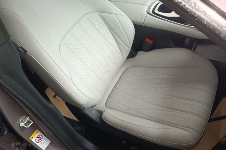 Used CHANGAN NEVO A07 2025 All-Electric "True Fragrance" Edition 710-Mile Long-Range Version Right Front Seat
