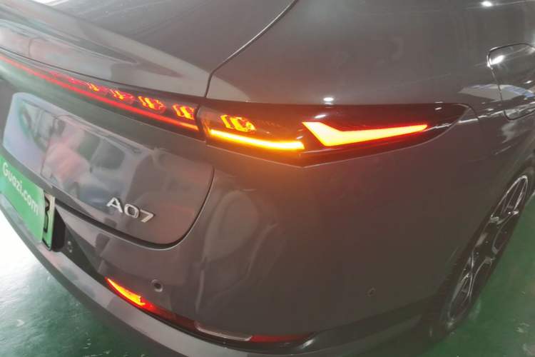 Used CHANGAN NEVO A07 2025 Range-Extended "True Fragrant" Edition 230 Flagship Model Right Rear Taillight
