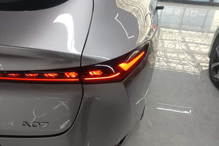 Used CHANGAN NEVO A07 2025 Blue Whale Extended-Range 230 Prestige Model Right Rear Taillight