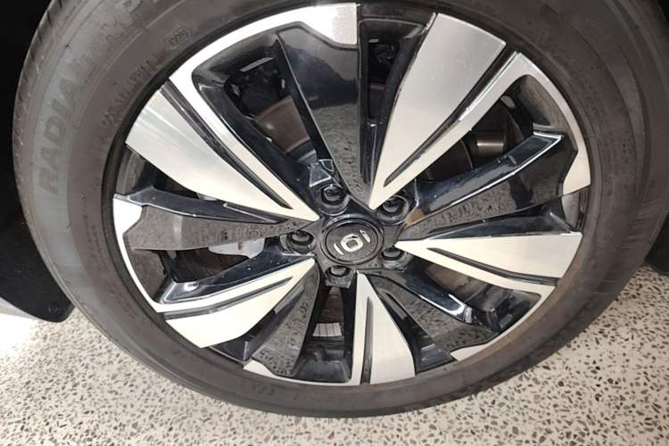 Used CHANGAN NEVO A07 2025 Blue Whale Range-Extending Model 140 Elite Version Right Rear Wheel Hub