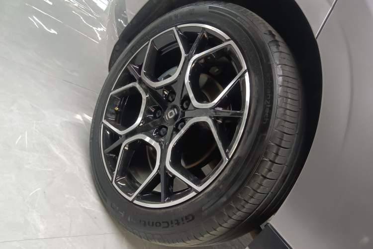 Used CHANGAN NEVO A07 2025 Blue Whale Extended-Range 230 Prestige Model Right Rear Wheel Hub