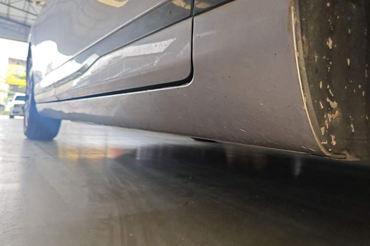 Used CHANGAN NEVO A07 2025 Range-Extended "Truly Delicious" 140 Elite Version Right Side Sill