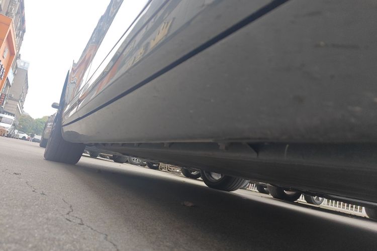Used CHANGAN NEVO A07 2025 All-Electric "True Fragrance" Edition 710-Mile Long-Range Version Right Side Sill
