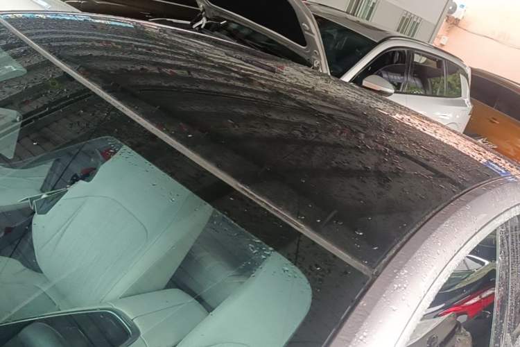 Used CHANGAN NEVO A07 2025 All-Electric "True Fragrance" Edition 710-Mile Long-Range Version Roof