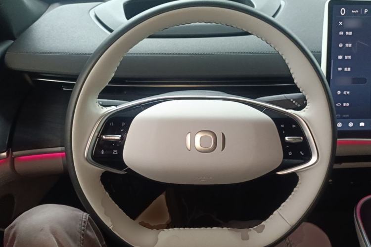 Used CHANGAN NEVO A07 2025 All-Electric "True Fragrance" Edition 710-Mile Long-Range Version Steering Wheel