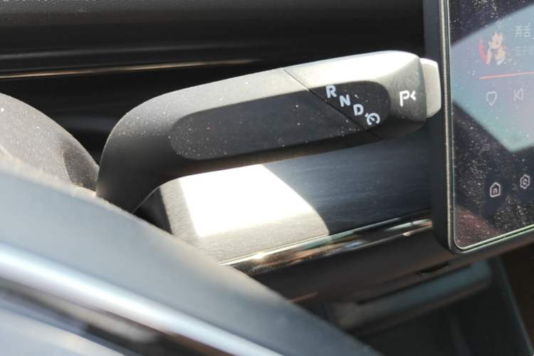 Used CHANGAN NEVO A07 2025 Range-Extended "True Fragrant" Edition 230 Flagship Model Gear Lever