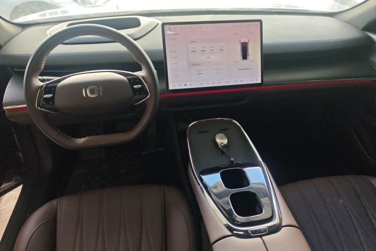 Used CHANGAN NEVO A07 2025 All-Electric "True Fragrance" Edition 710-Mile Long-Range Version Center Console