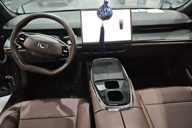 Used CHANGAN NEVO A07 2025 All-Electric "Real Bargain" 525 Luxury Model Center Console