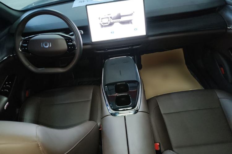 Used CHANGAN NEVO A07 2025 Blue Whale Pure Electric Version 525 Luxury Model Center Console