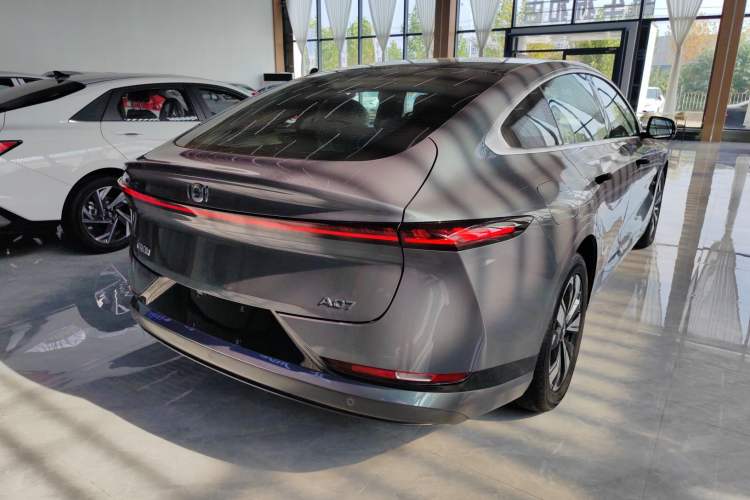 Used CHANGAN NEVO A07 2025 Blue Whale Range-Extending Model 140 Elite Version Exterior 5