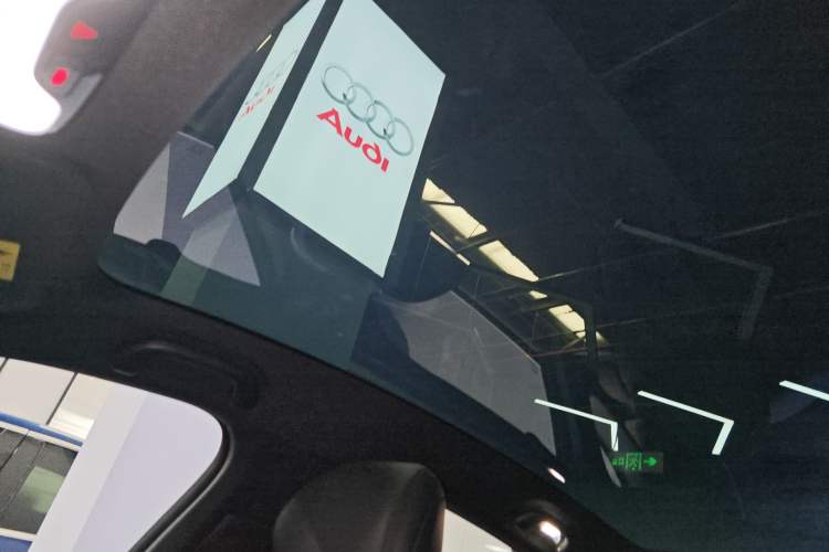 Used CHANGAN NEVO A07 2025 Blue Whale Range-Extending Version 230 Flagship Model Headliner