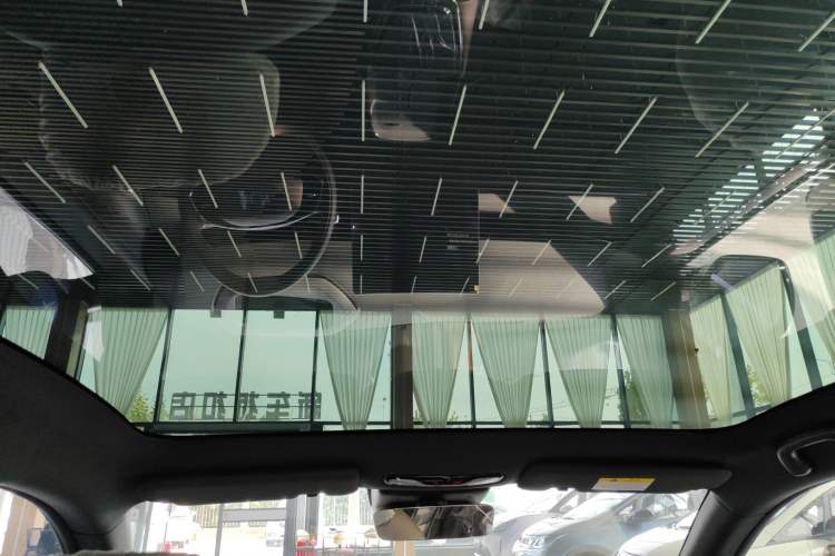 Used CHANGAN NEVO A07 2025 Blue Whale Range-Extending Model 140 Elite Version Headliner
