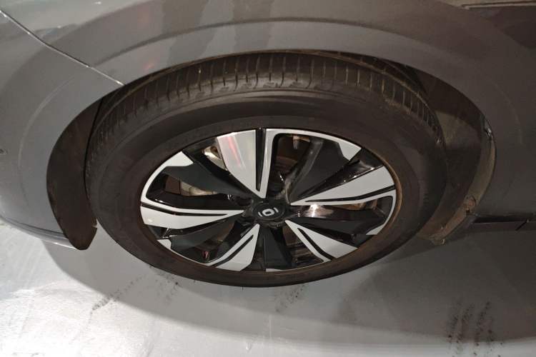 Used CHANGAN NEVO A07 2025 All-Electric "Real Bargain" 525 Luxury Model Left Front Wheel Hub