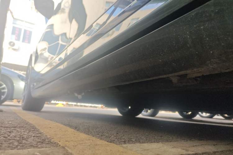 Used CHANGAN NEVO A07 2025 All-Electric "True Fragrance" Edition 710-Mile Long-Range Version Left Side Sill