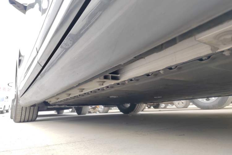 Used CHANGAN NEVO A07 2025 Blue Whale Pure Electric Version 625 Luxury Model Left Side Sill