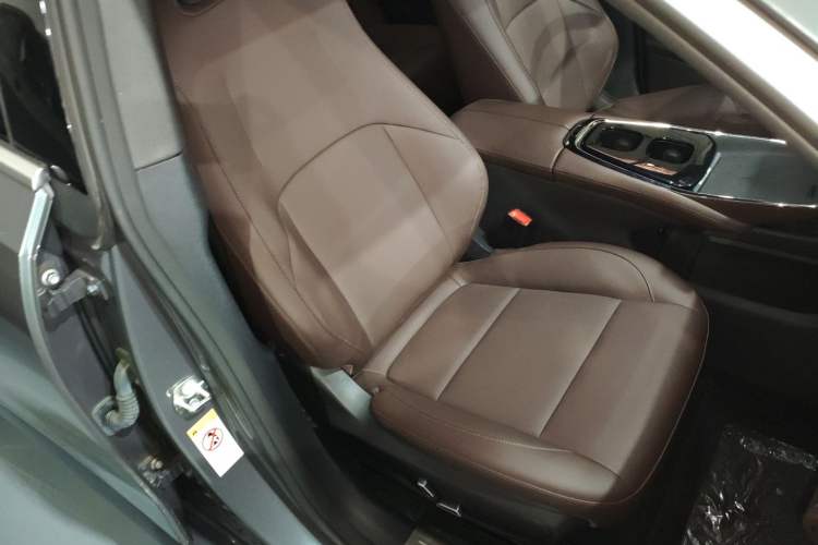 Used CHANGAN NEVO A07 2025 All-Electric "Real Bargain" 525 Luxury Model Right Front Seat