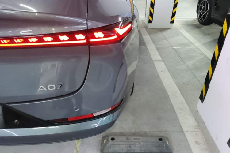 Used CHANGAN NEVO A07 2025 Blue Whale Pure Electric Version 525 Luxury Model Right Rear Taillight