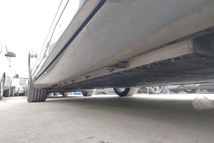 Used CHANGAN NEVO A07 2025 Blue Whale Pure Electric Version 625 Luxury Model Right Side Sill