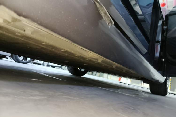 Used CHANGAN NEVO A07 2025 Blue Whale Pure Electric Version 525 Luxury Model Right Side Sill