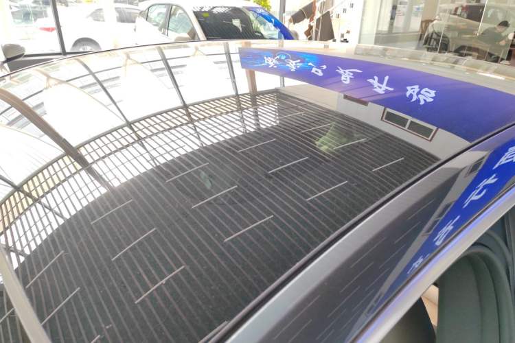 Used CHANGAN NEVO A07 2025 Blue Whale Range-Extending Model 140 Elite Version Roof