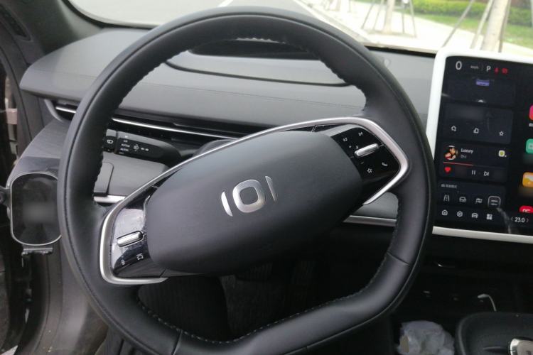 Used CHANGAN NEVO A07 2025 Blue Whale Pure Electric 625 Flagship Model Steering Wheel