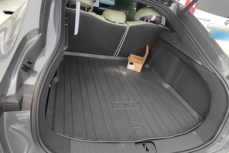 Used CHANGAN NEVO A07 2025 Blue Whale Pure Electric Version 625 Luxury Model Trunk