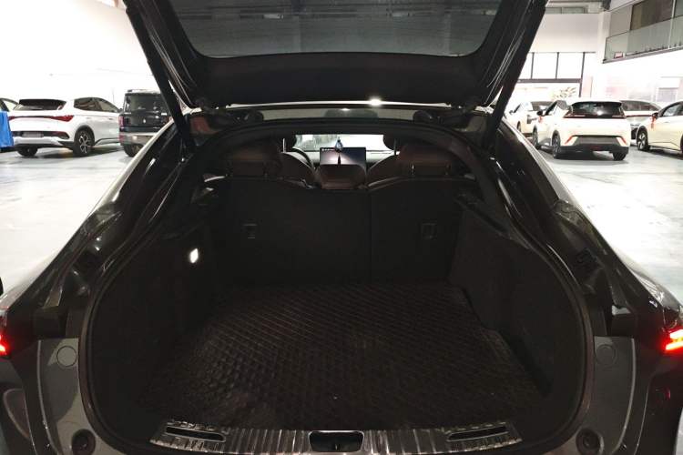 Used CHANGAN NEVO A07 2025 All-Electric "Real Bargain" 525 Luxury Model Trunk