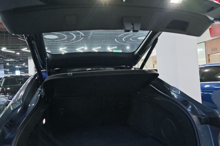 Used CHANGAN NEVO A07 2025 Blue Whale Range-Extending Version 230 Flagship Model Trunk