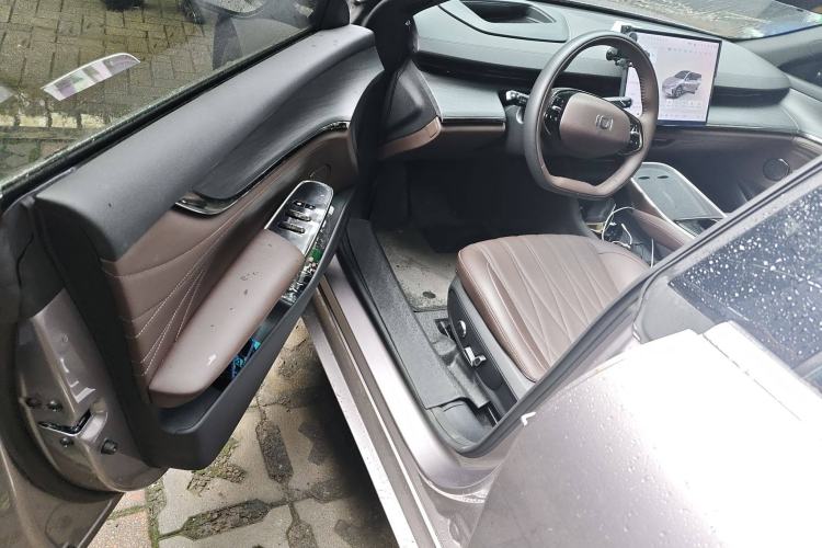 Used CHANGAN NEVO A07 2025 Pure Electric "True Fragrance" Edition 625 Flagship Model Driver Seat