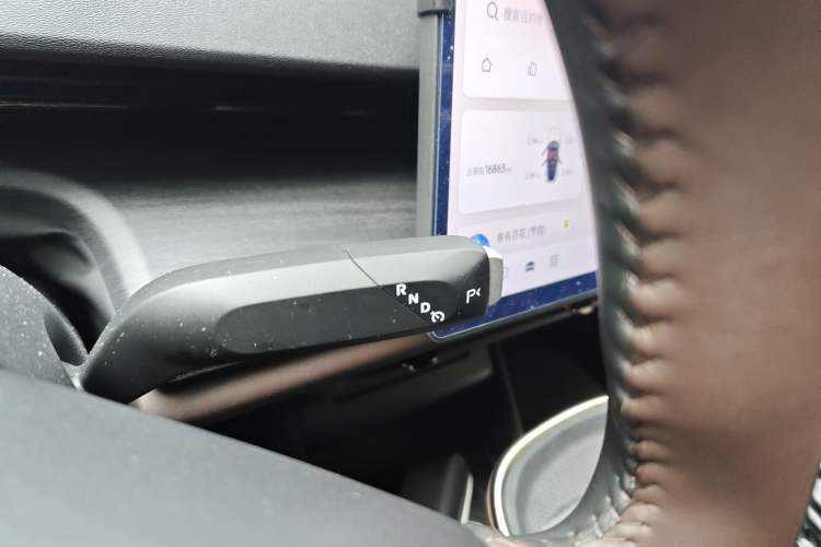 Used CHANGAN NEVO A07 2025 Pure Electric "True Fragrance" Edition 625 Flagship Model Gear Lever