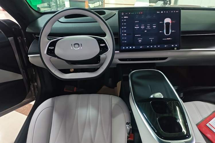 Used CHANGAN NEVO A07 2025 Blue Whale Pure Electric 625 Flagship Model Audio And AC Panel