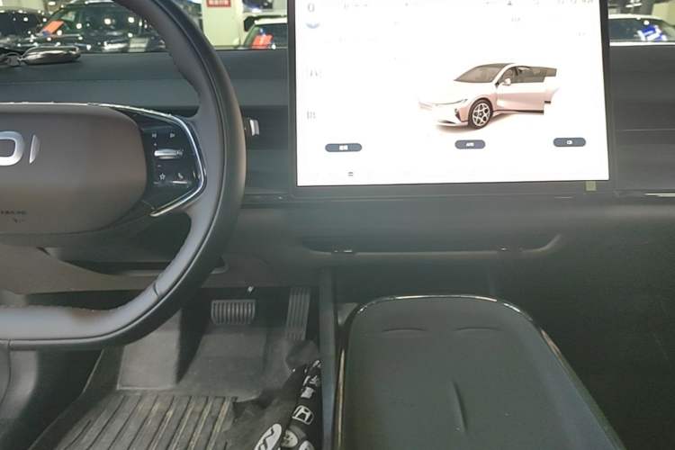 Used CHANGAN NEVO A07 2025 Blue Whale Pure Electric Version 525 Luxury Model Audio And AC Panel