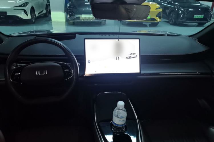 Used CHANGAN NEVO A07 2025 Blue Whale Pure Electric 625 Flagship Model Center Console