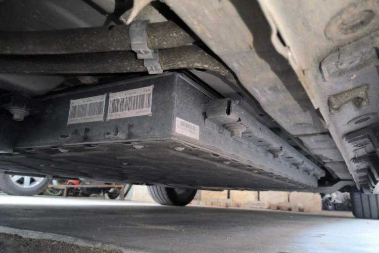 Used CHANGAN NEVO A07 2025 Blue Whale Range-Extending Version 230 Flagship Model Chassis Front Left