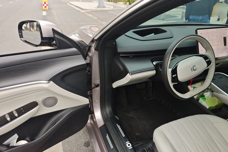 Used CHANGAN NEVO A07 2025 Range-Extended "True Fragrant" Edition 230 Flagship Model Driver Seat