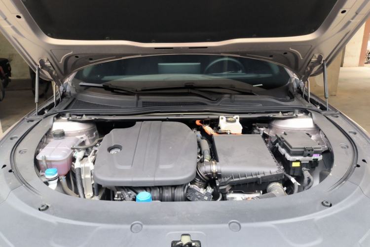 Used CHANGAN NEVO A07 2025 Blue Whale Range-Extending Version 230 Flagship Model Engine Bay