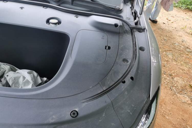 Used CHANGAN NEVO A07 2025 All-Electric "True Fragrance" Edition 710-Mile Long-Range Version Engine Bay Left