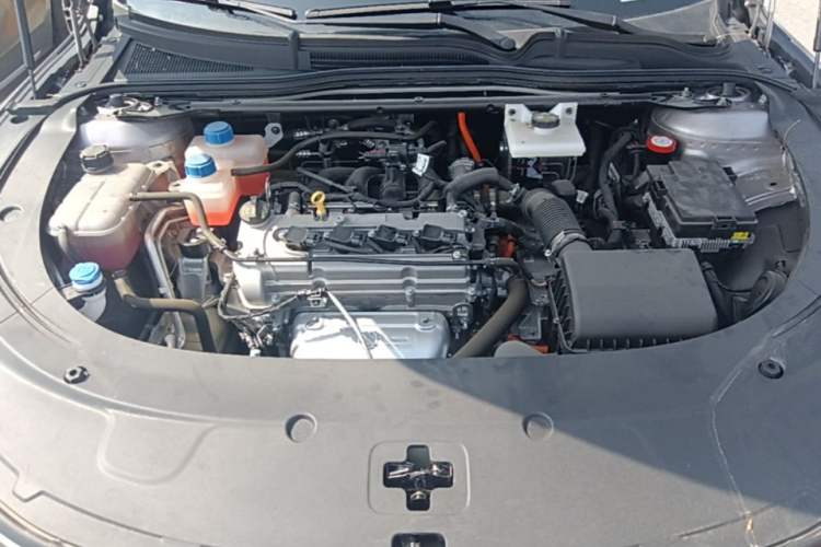 Used CHANGAN NEVO A07 2025 Blue Whale Range-Extending Model 140 Elite Version Engine Bay