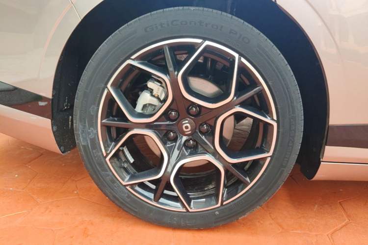 Used CHANGAN NEVO A07 2025 Pure Electric "True Fragrance" Edition 625 Flagship Model Exterior 5