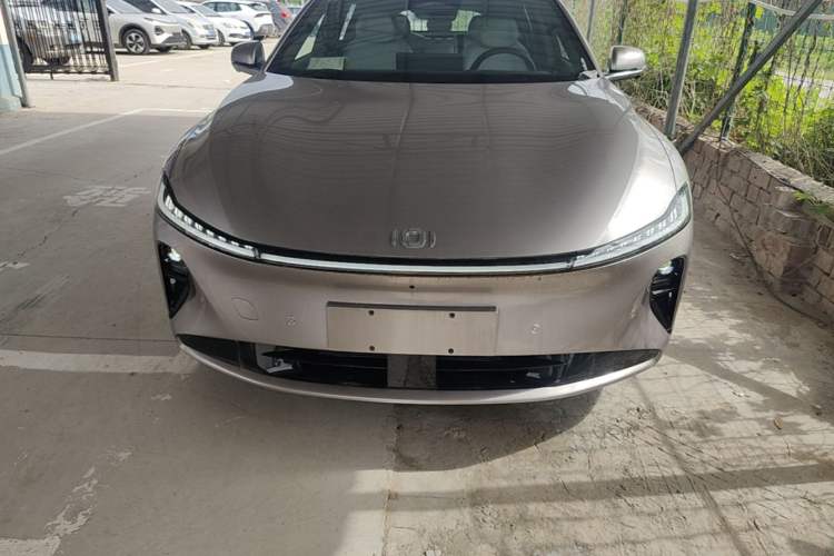 Used CHANGAN NEVO A07 2025 Range-Extended "True Fragrant" Edition 230 Flagship Model Front