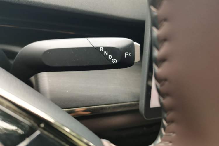Used CHANGAN NEVO A07 2025 Pure Electric "True Fragrance" Edition 625 Flagship Model Gear Lever