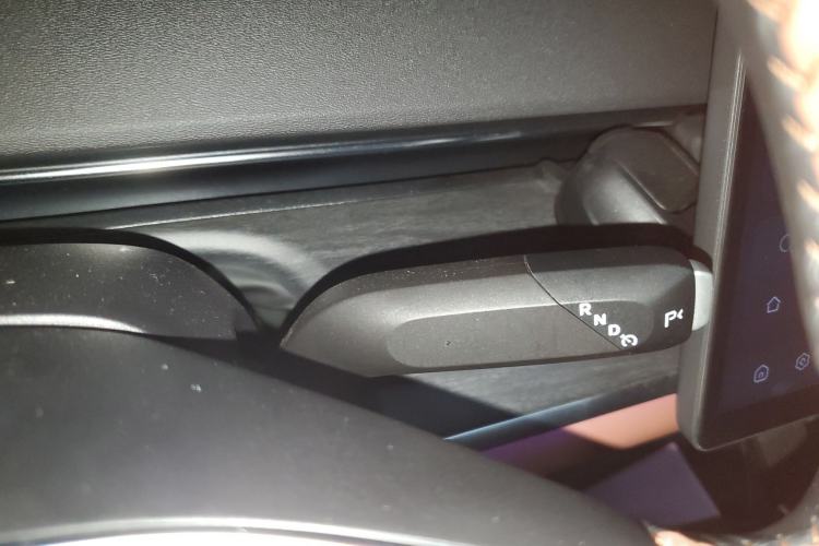 Used CHANGAN NEVO A07 2025 Blue Whale Pure Electric 710 Flagship Model Gear Lever