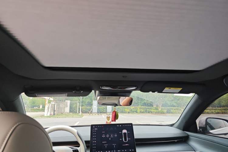 Used CHANGAN NEVO A07 2025 All-Electric "Real Bargain" 525 Luxury Model Headliner
